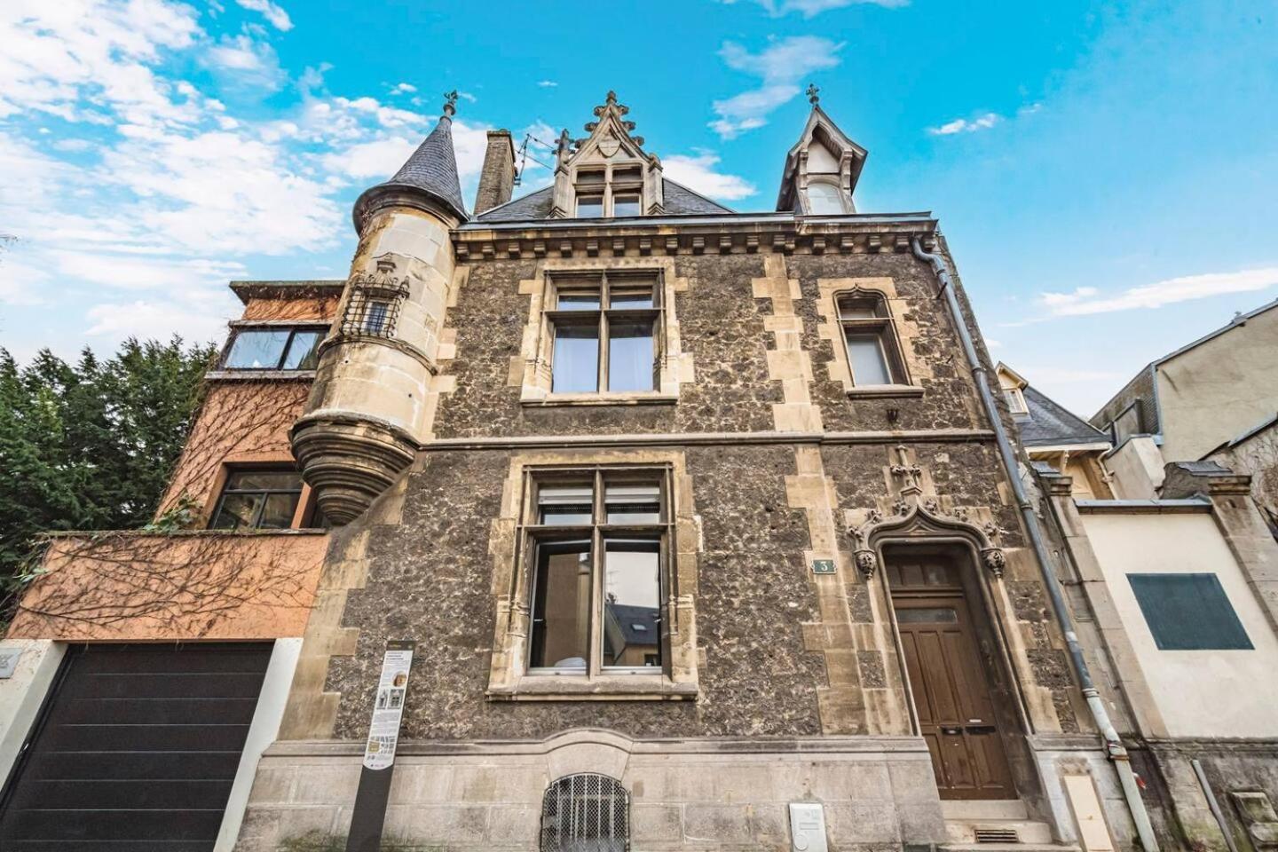 Pink, Appartement En Plein Coeur De Reims Buitenkant foto